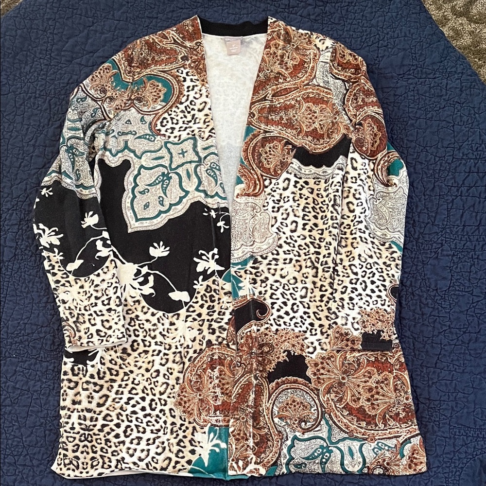 Chico's Black and Cream Knit sweater